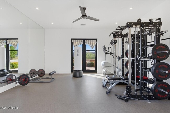 Building Photo - 8900 E Sands Dr