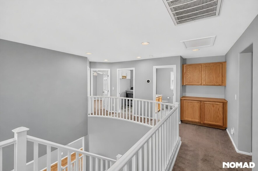 Building Photo - 8528 Myrsine Ct