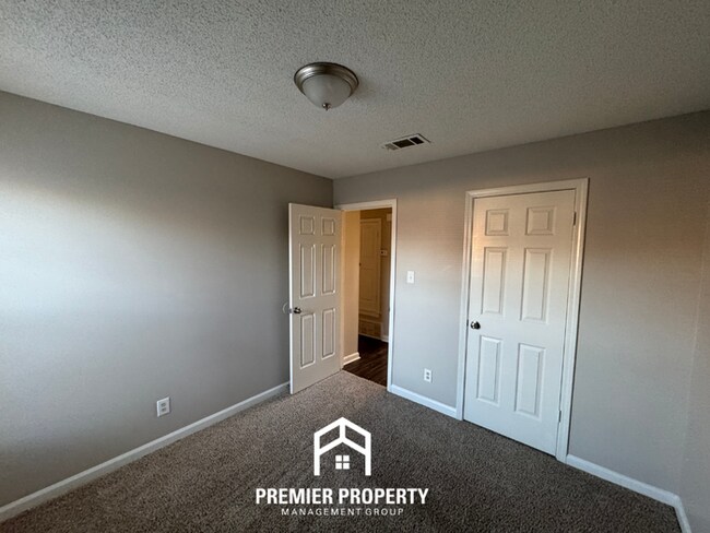 Building Photo - 4252 Elysian Dr