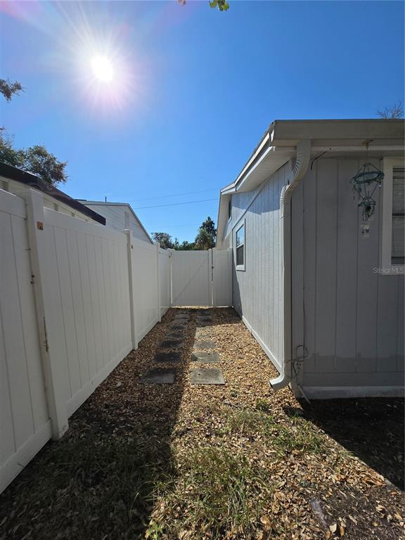 Building Photo - 6343 5th Ave S