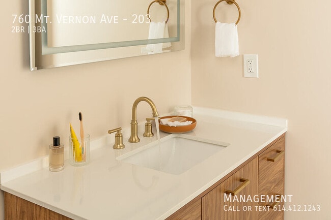 Building Photo - 760 Mt Vernon Ave