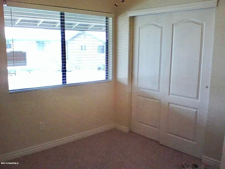 Building Photo - 3200 S Litzler Dr