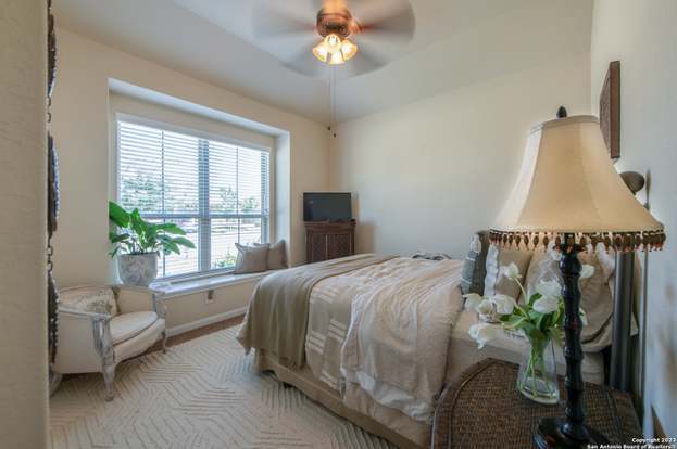 Building Photo - 5633 Briar Fld
