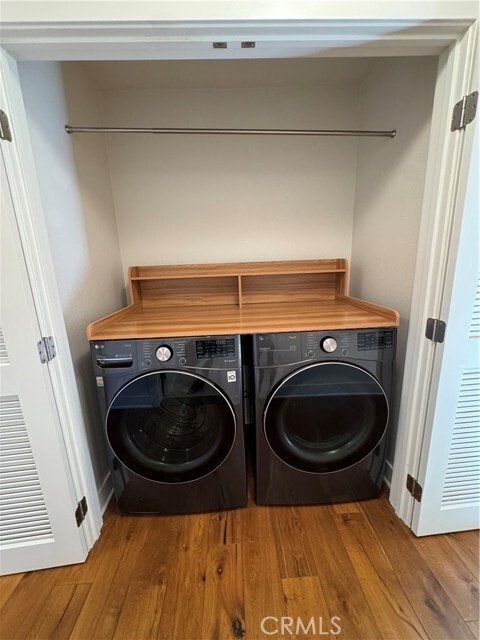 Building Photo - 627 Deep Valley Dr