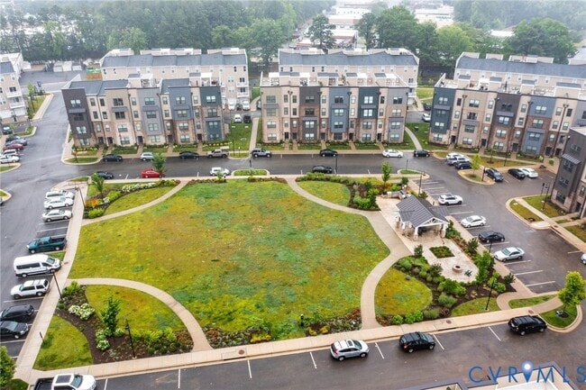 Building Photo - 2628 Lassen Pl