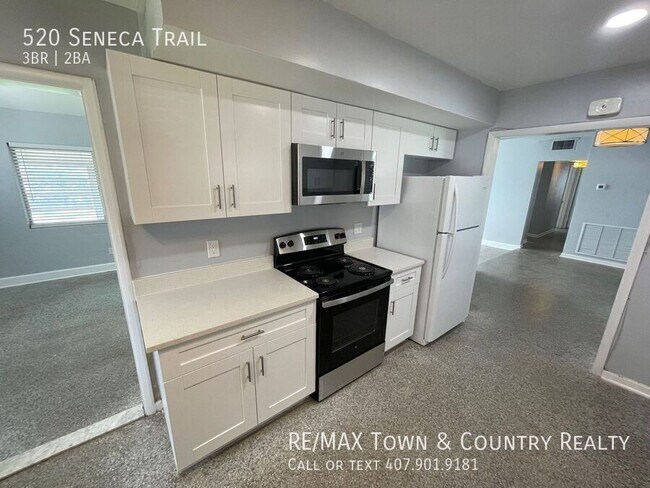 Building Photo - 520 Seneca Trail