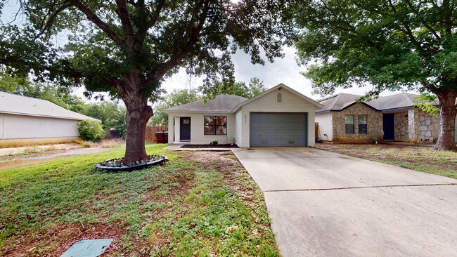 Primary Photo - 2210 Muddy Peak Dr