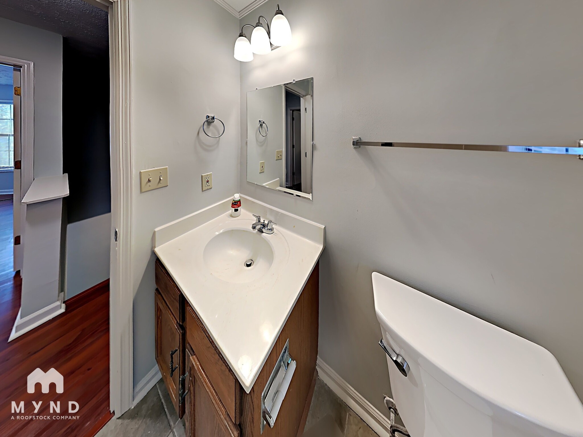 Building Photo - 4832 Wyndam Dr