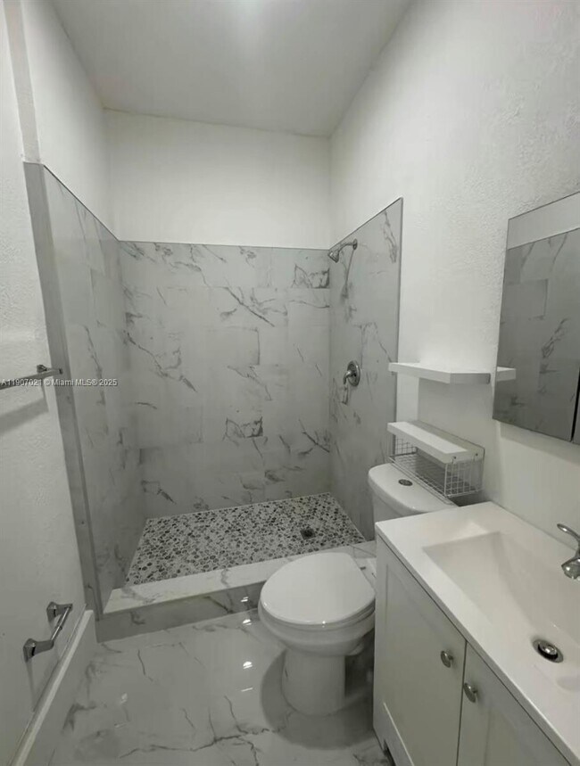 Building Photo - 12923 SW 285th Terrace