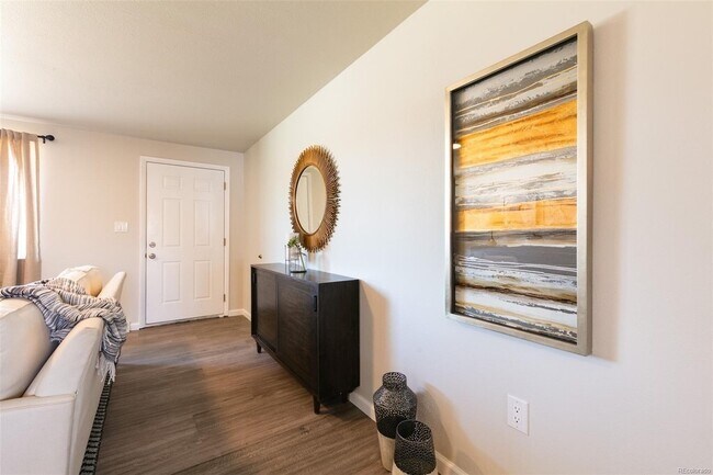 Building Photo - Spectacularly Remodeled Wheat Ridge Home