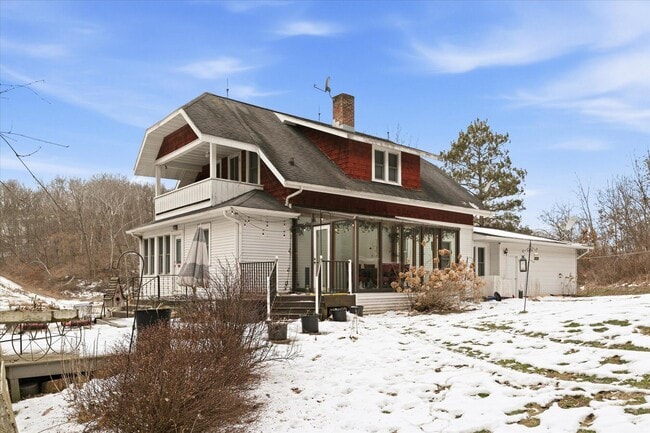 Building Photo - W14242 Hein Ln