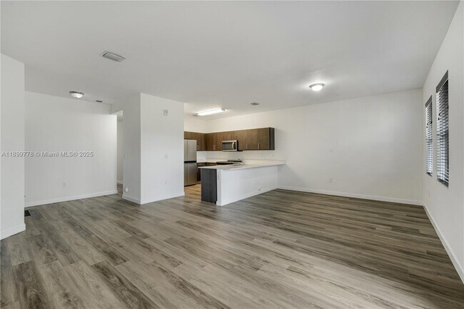 Building Photo - 15500 SW 136th St