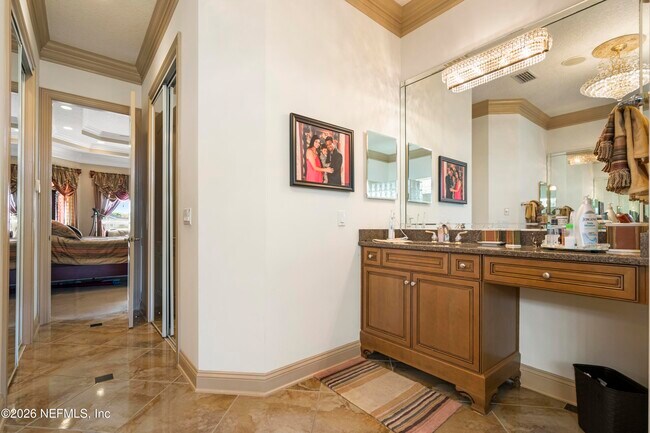 Building Photo - 504 E Kesley Ln