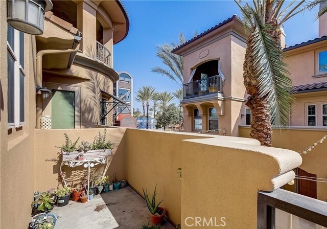 Building Photo - 306 District Ct