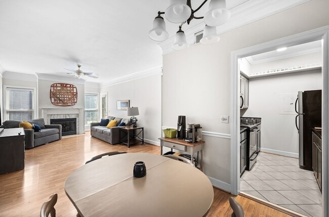 Building Photo - 312 Sloan Rd