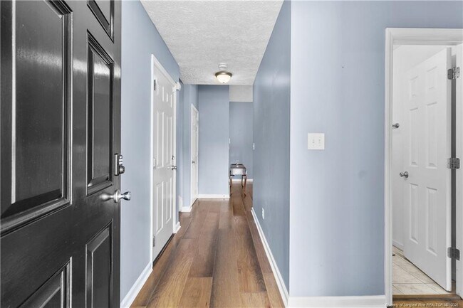 Building Photo - 108 Camberly Ln