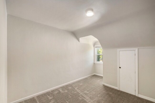 Building Photo - 75 S Fremont St NE