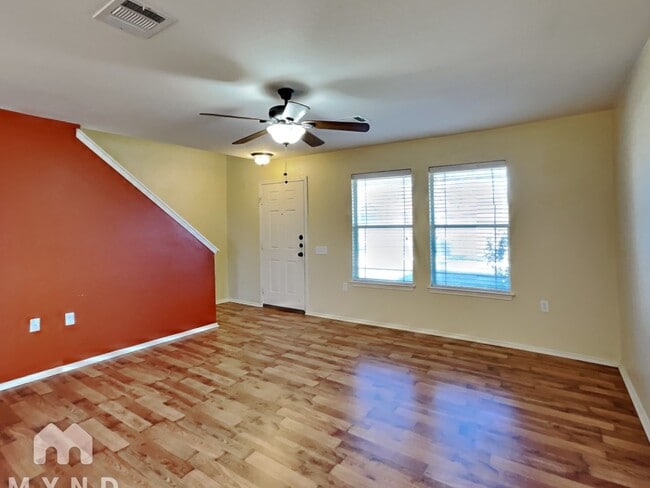 Building Photo - 18624 Great Falls Dr