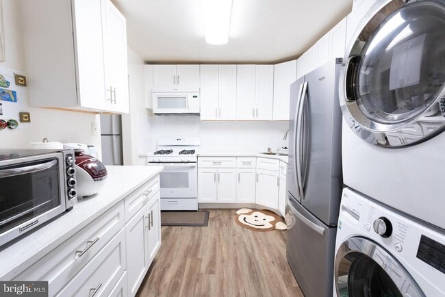 Building Photo - 1540 Northgate Square