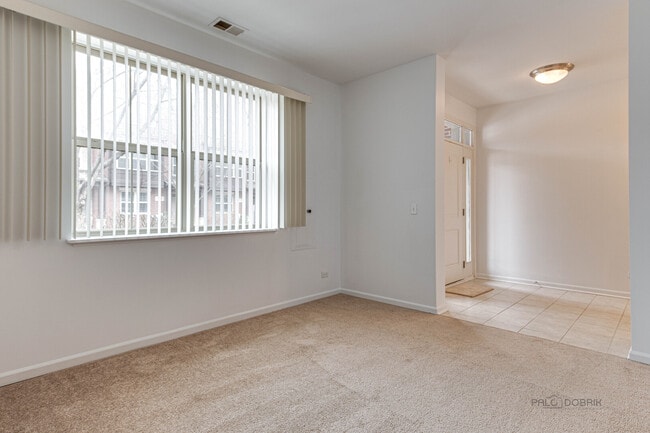 Building Photo - 726 Keystone Ln