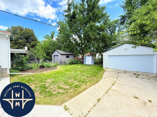 Building Photo - 5256 N 51st Blvd