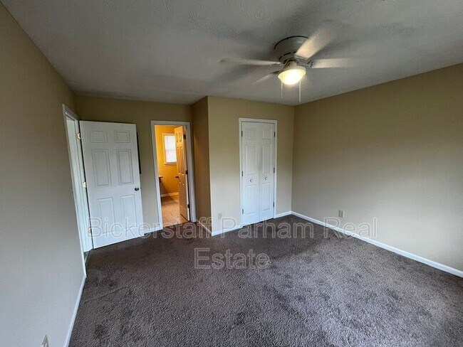 Building Photo - 103 Red Canyon Rd