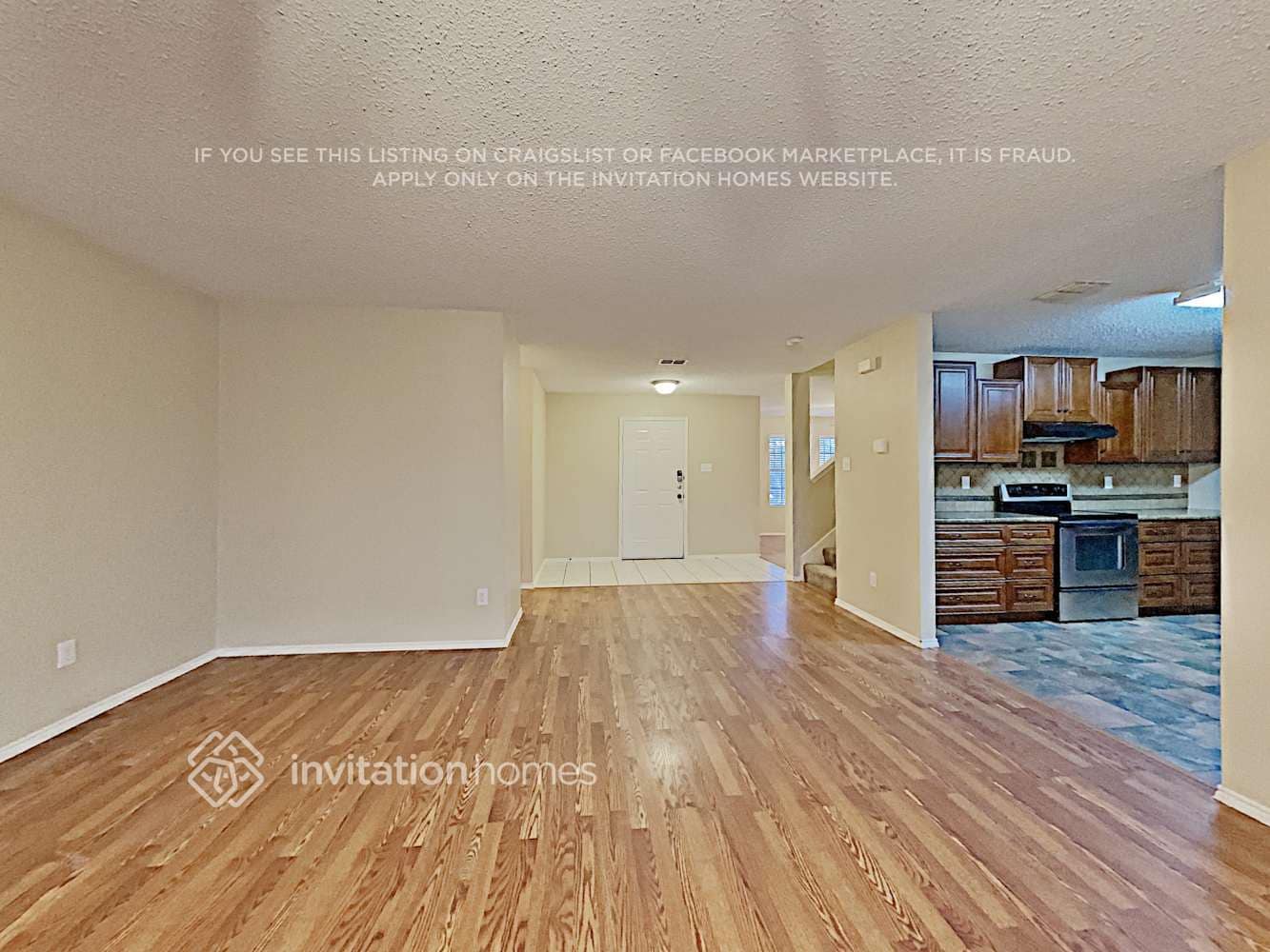 Building Photo - 1537 Englewood Dr
