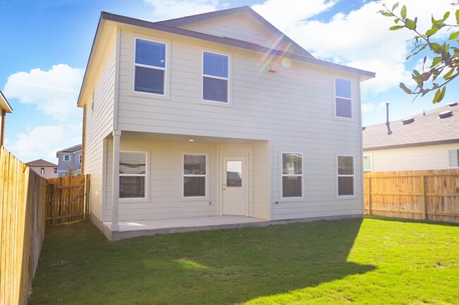 Building Photo - Brand new build, large 4 bedroom- only 15 ...