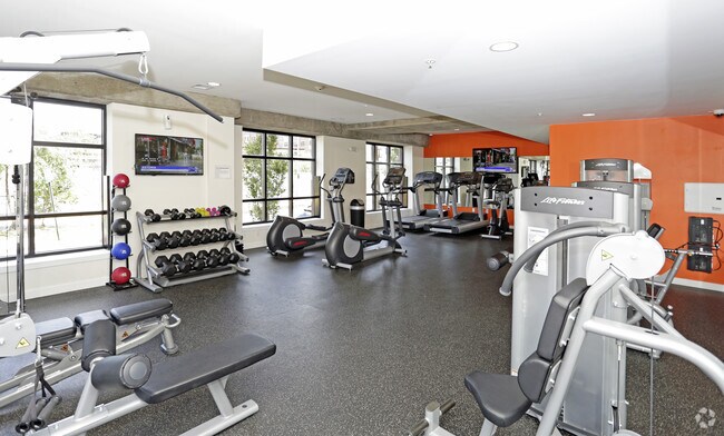 Interior Photo - 1125 Jefferson