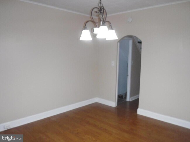 Building Photo - 540 George St