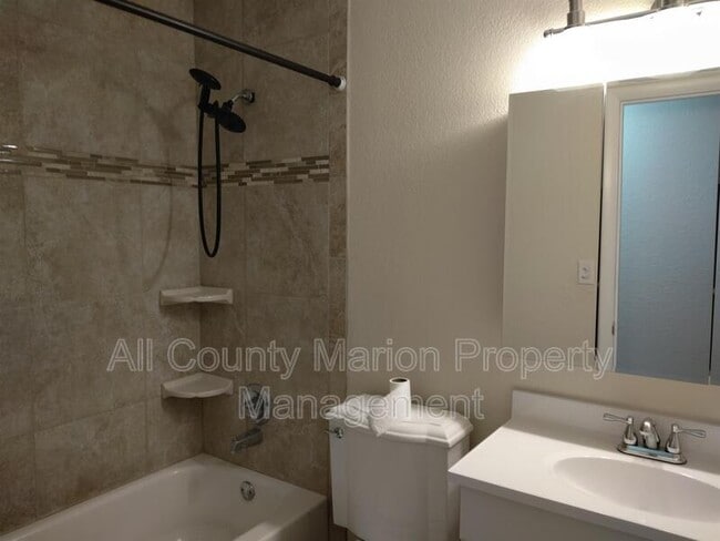 Building Photo - 2190 NE 54th St