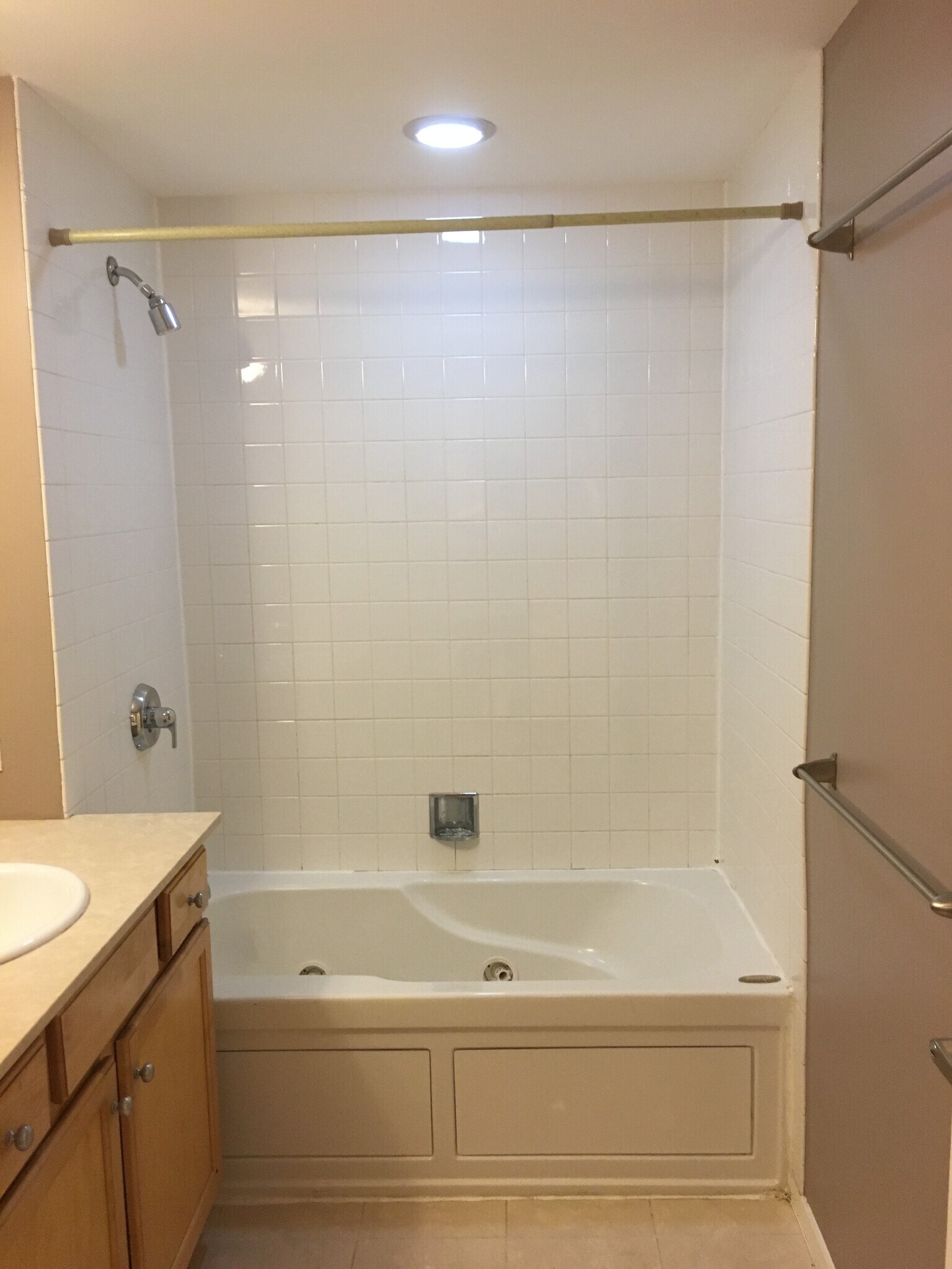 bathroom - 61 W 15th St