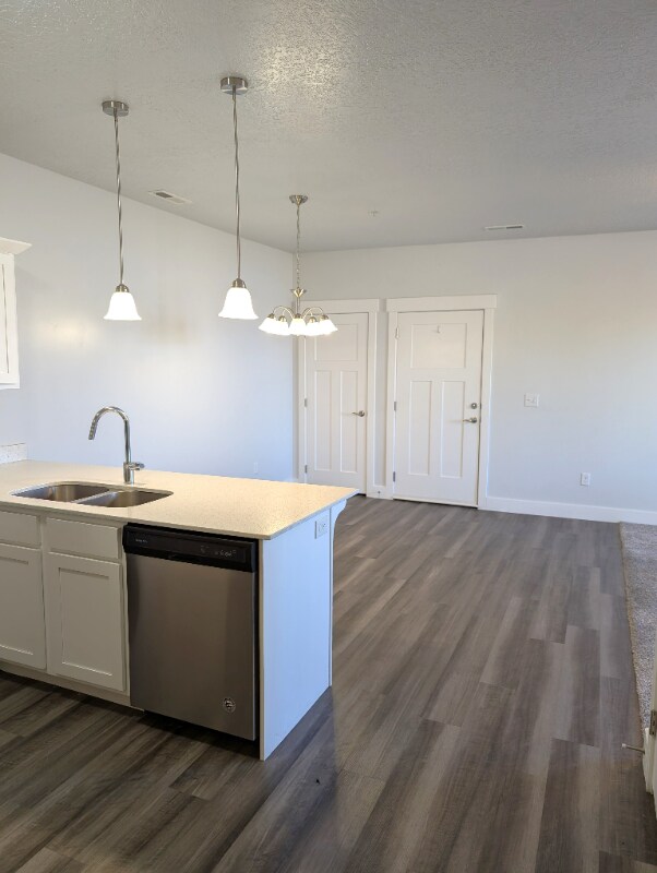 Building Photo - 745 N 380 W