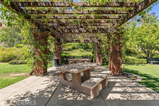 Building Photo - 2992 E Coalinga Dr