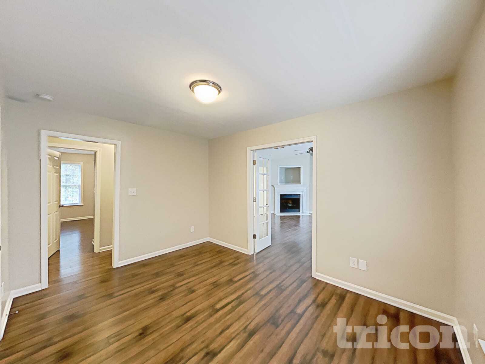 Building Photo - 3012 Brittany Dr
