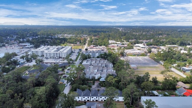 Building Photo - 540 Janisch Rd