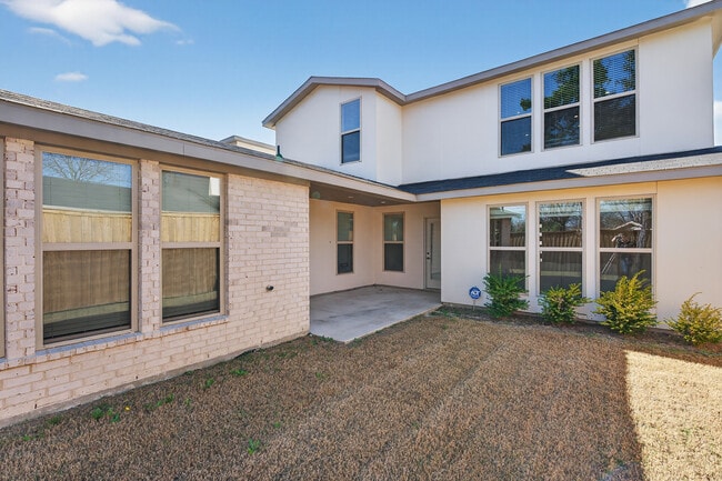 Building Photo - 3768 Wenatche Dr