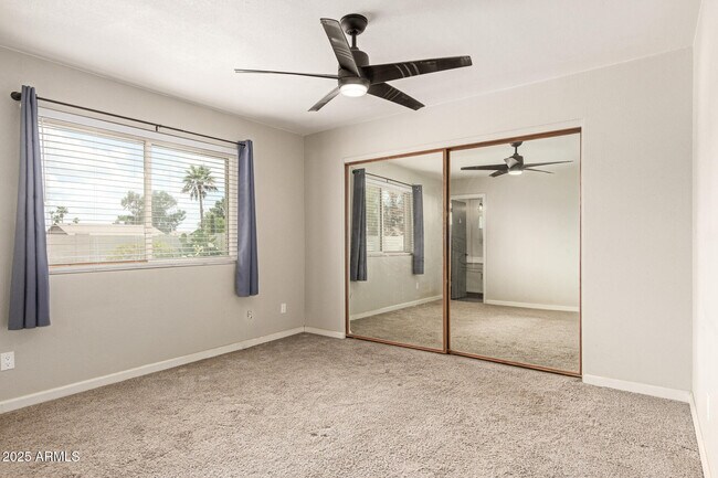 Building Photo - 3713 W Villa Rita Dr