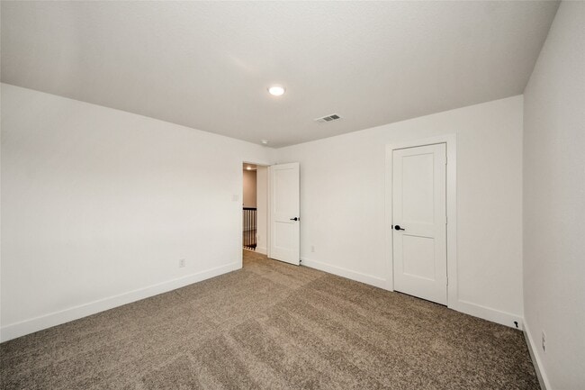 Building Photo - 8046 Kay Hbr Dr