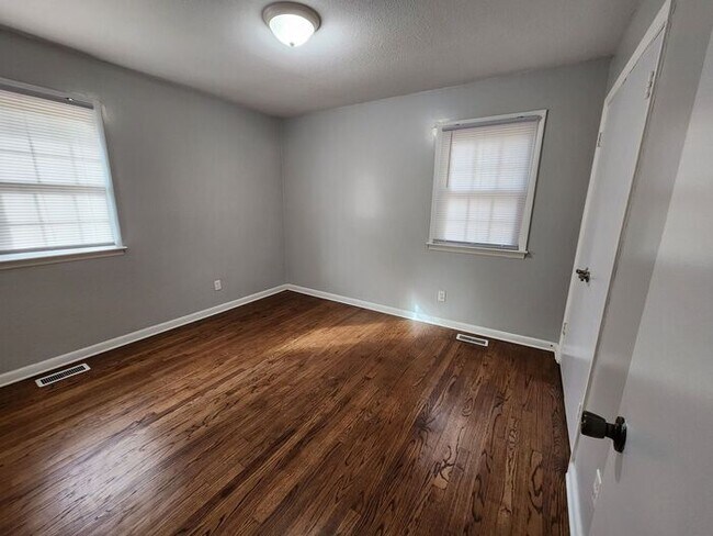 Building Photo - 7547 Decatur Dr