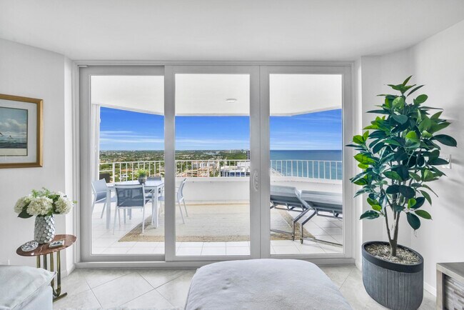Building Photo - 500 S Ocean Blvd
