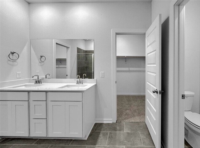 Building Photo - 4801 W Triangle St