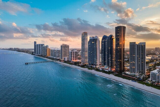 Building Photo - 17141 Collins Ave