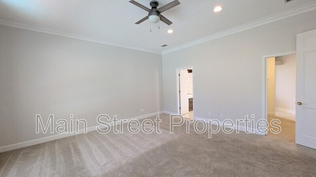Building Photo - 2083 Downing Dr