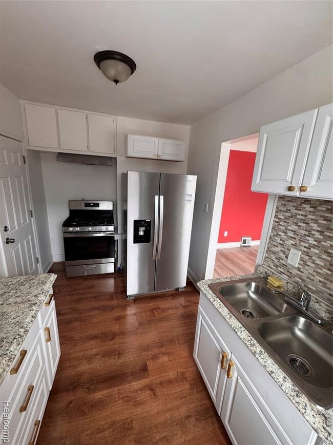 Building Photo - 8569 Quincy St