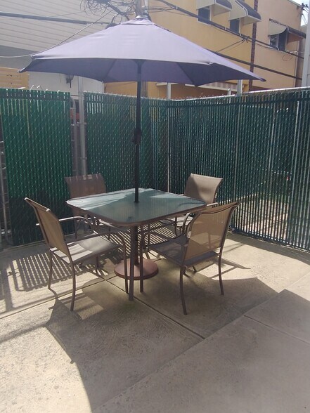 Building Photo - 2223 S Garnet St