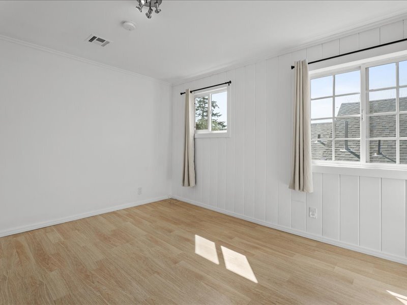 Building Photo - 1635 McCollum St