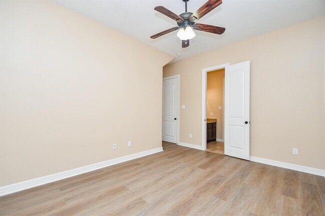 Building Photo - 28406 Tanner Crossing Ln