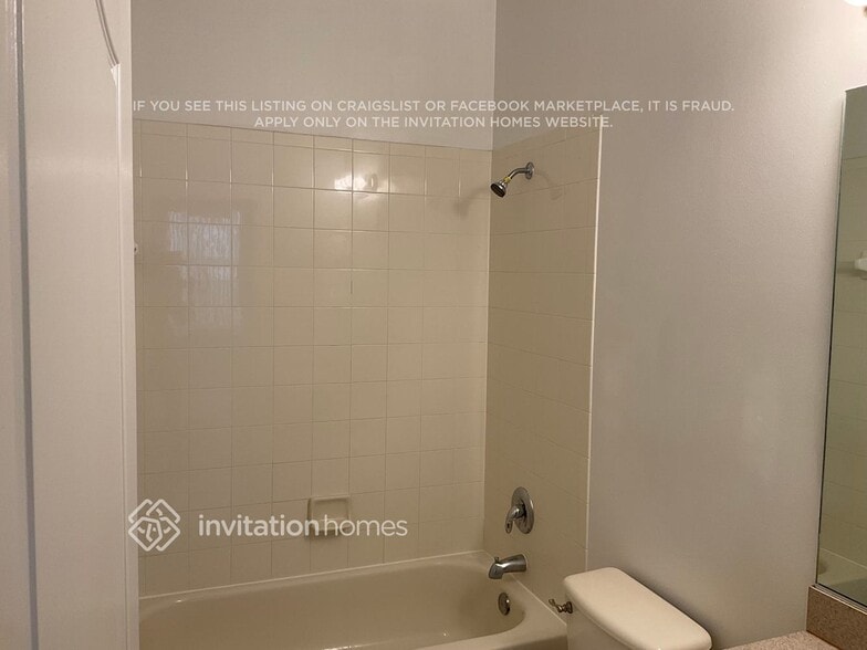 Building Photo - 5804 NW 49th Ln