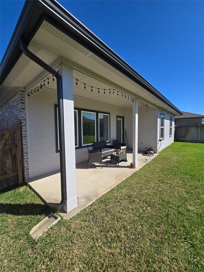 Building Photo - 7722 Caspian Ranch Dr